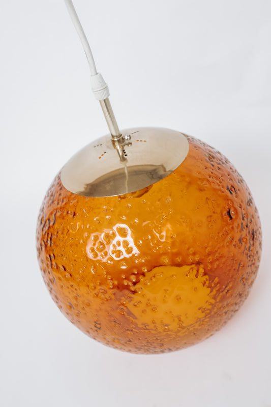 Vintage jaren 60 bol hanglamp van oranje glas