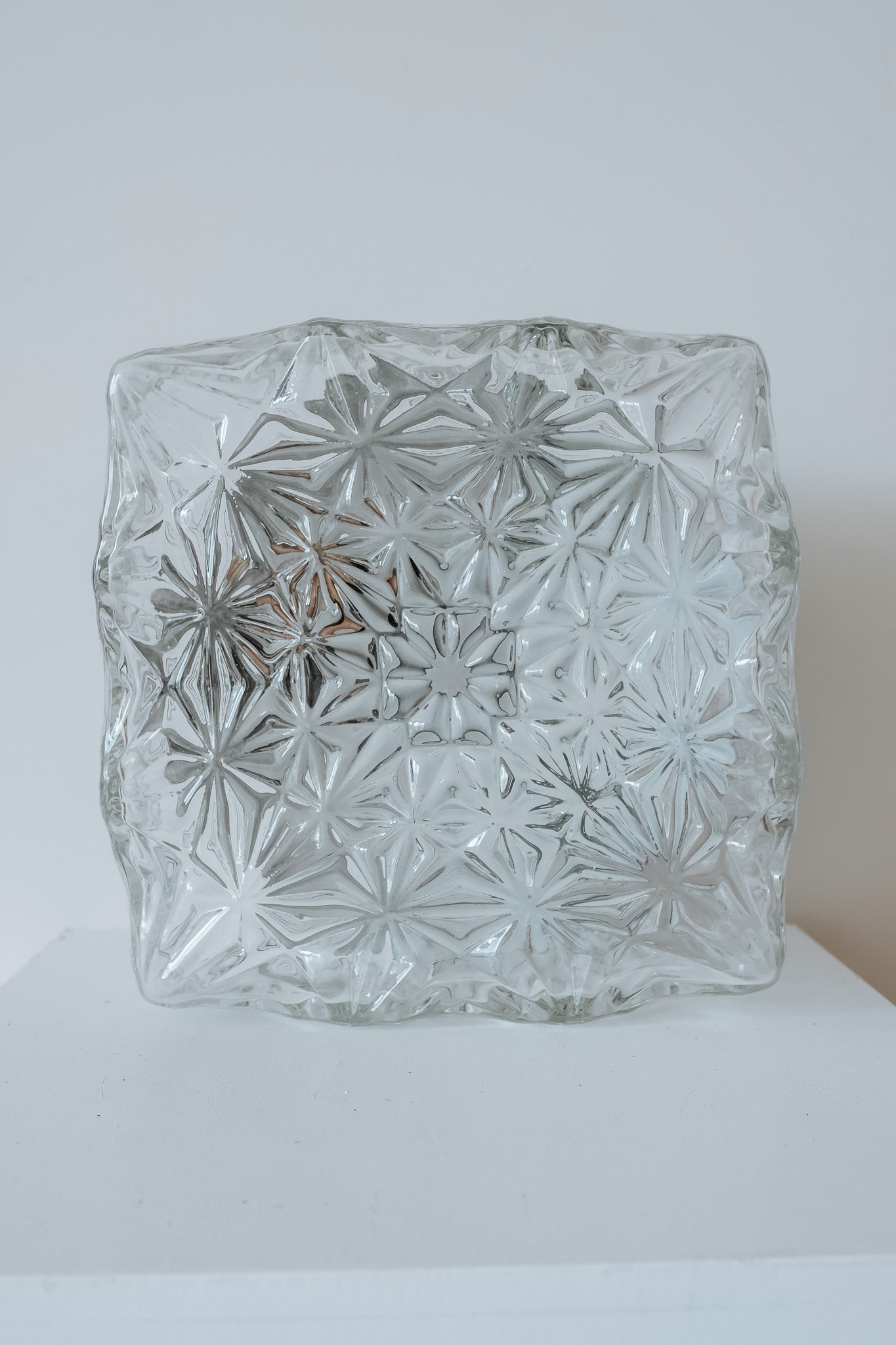 Vintage plafondlamp vierkant glas met sterren, jaren 70