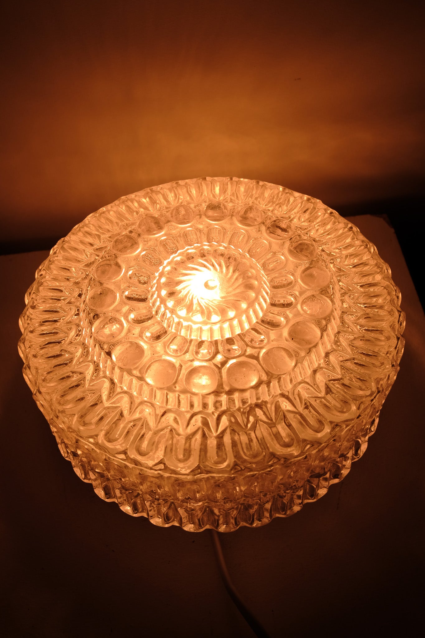Vintage plafondlamp rond bubbelglas, jaren 70