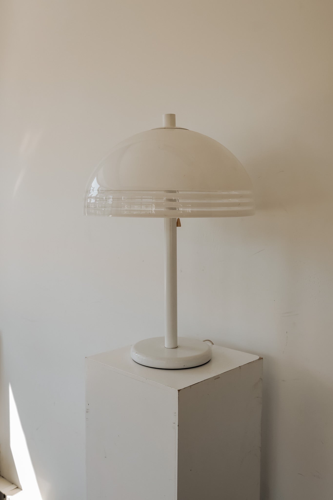 Dijkstra mushroom tafellamp met plexiglas kap, jaren 70
