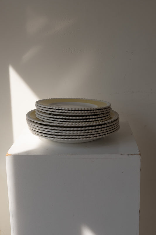 Botergele keramieken borden set vintage met swirl rand