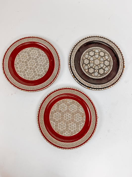 Set of 2 wooden wall plates / wooden wall art