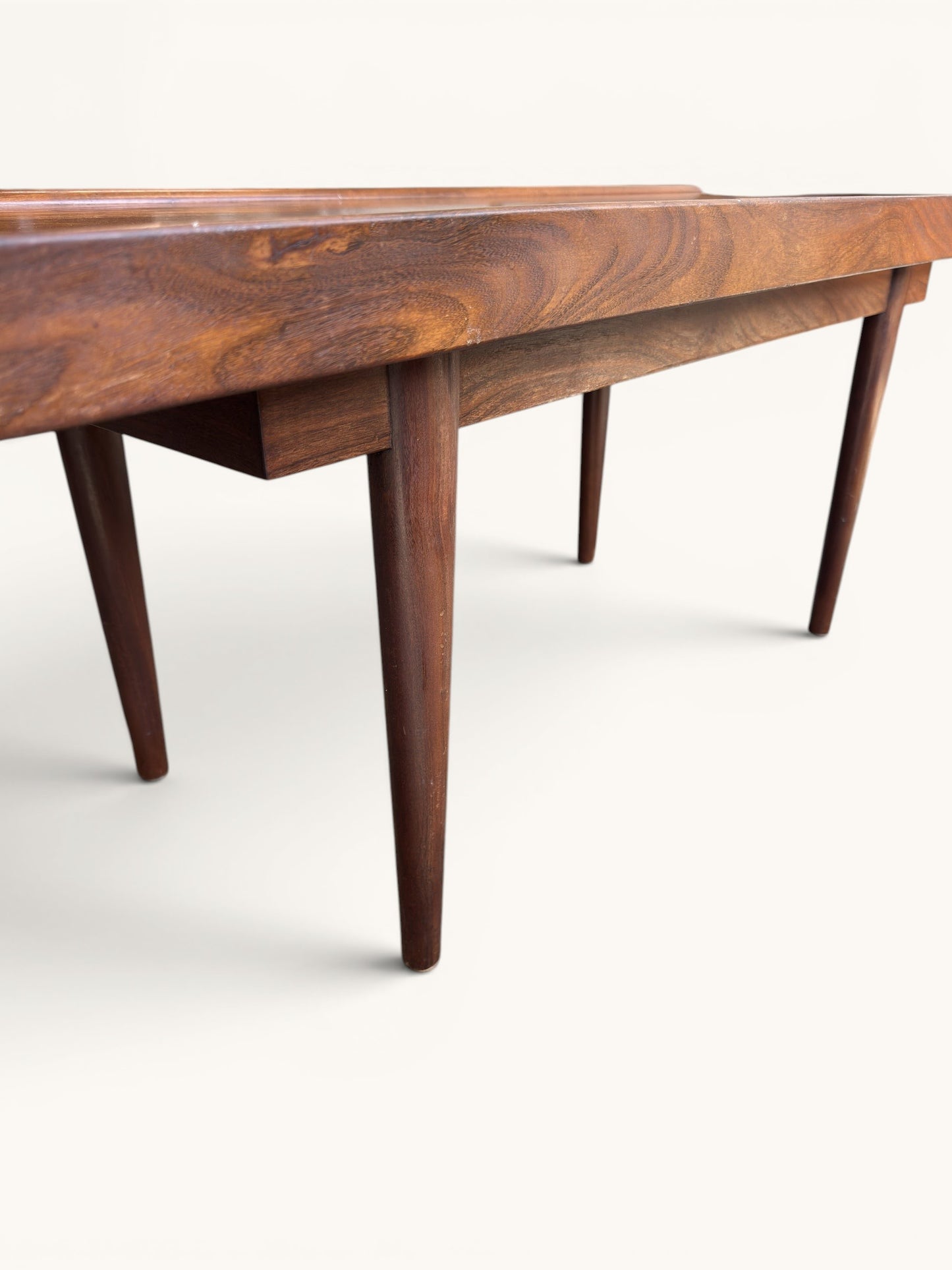 Mid century modern salontafel teakhout met omkeerbaar blad