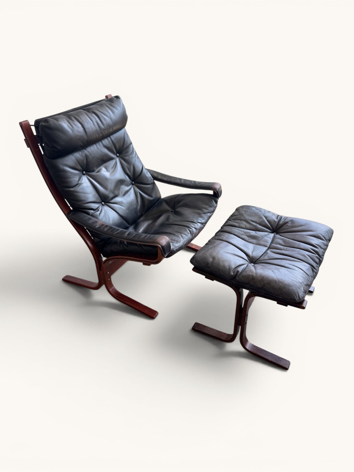 Ingmar Relling voor Westnofa "Siesta" fauteuil met voetenbank