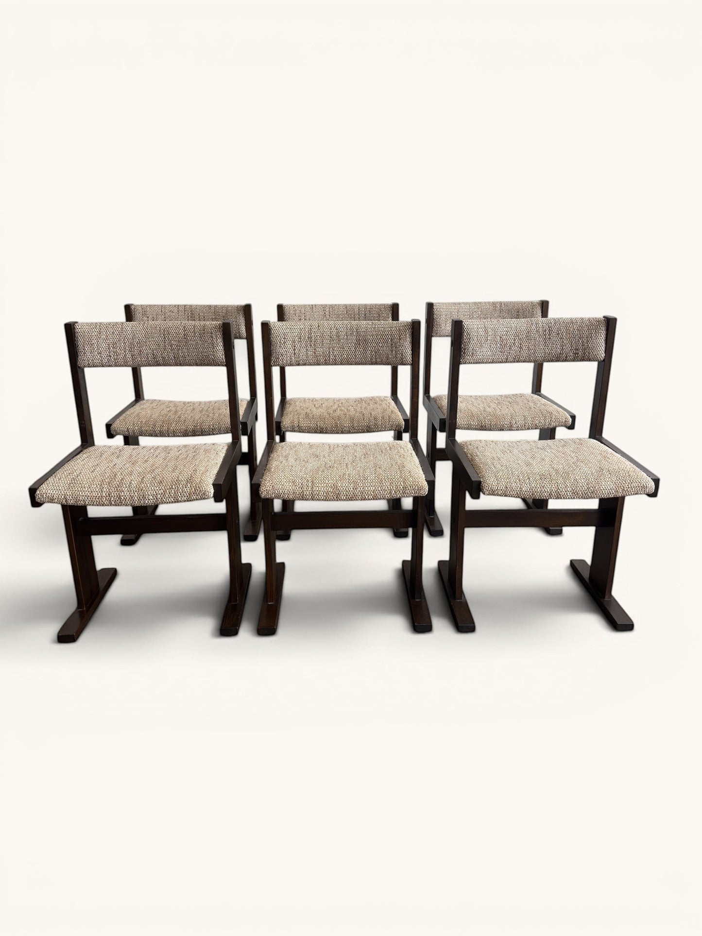 Set van 6 Deense eetkamerstoelen van Poul H. Poulsen voor Gangsø Møbler