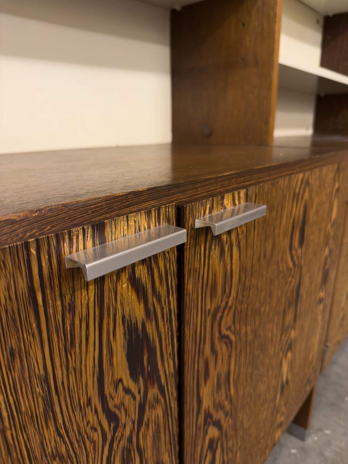 Cees Braakman voor Pastoe vrijstaand made to measure wandmeubel – Wengé