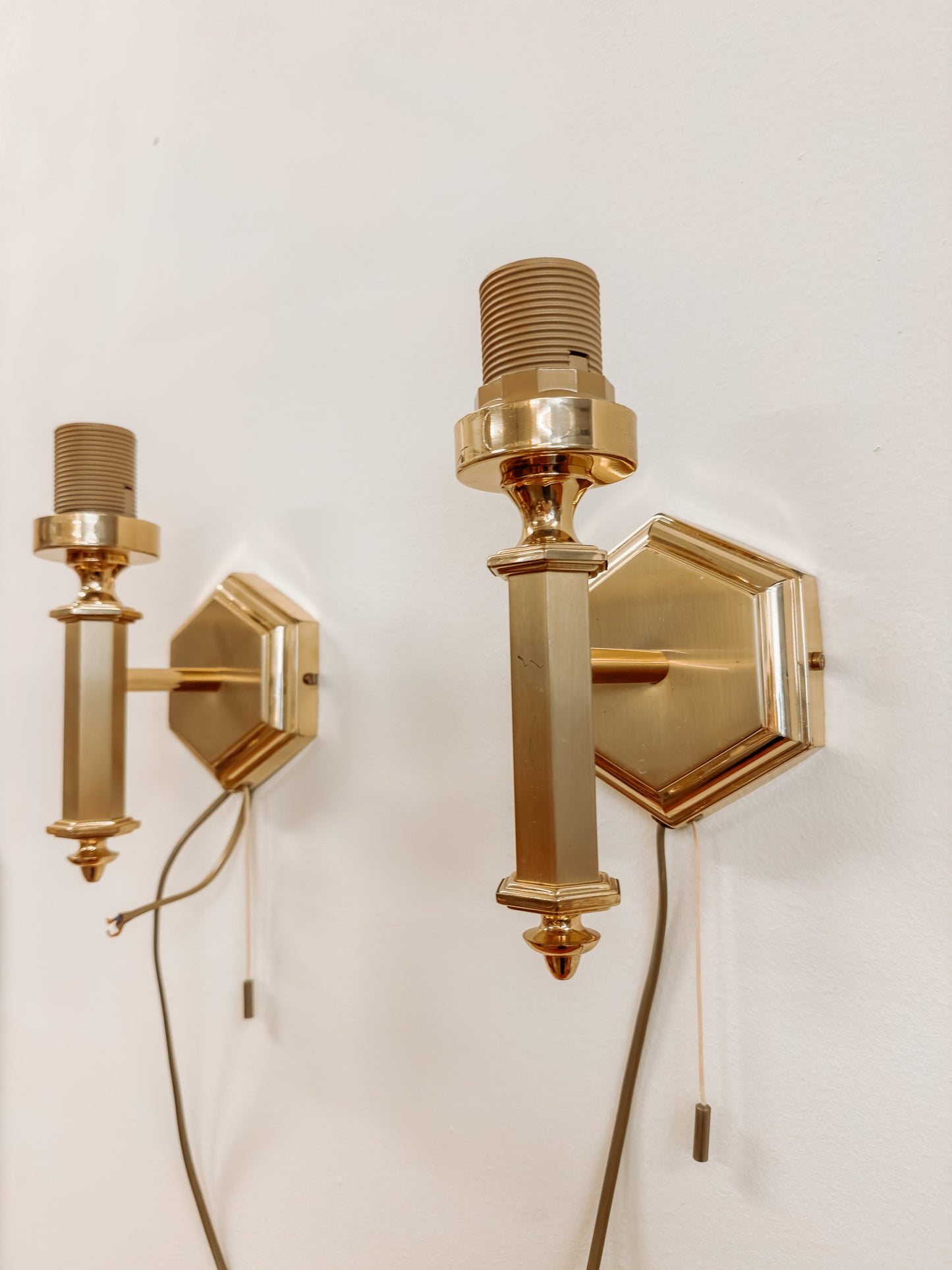 Set van 2 messing wandlampjes in Hollywood Regency stijl