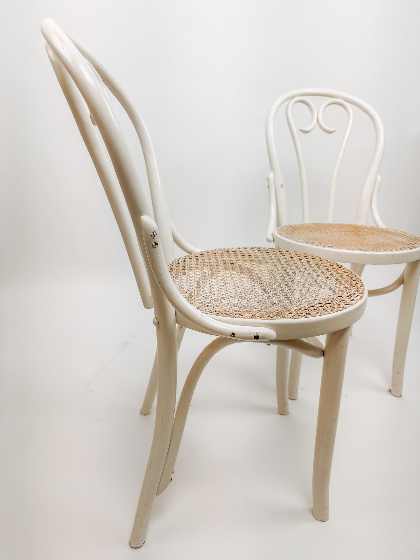 2x Thonet stijl eetkamerstoelen