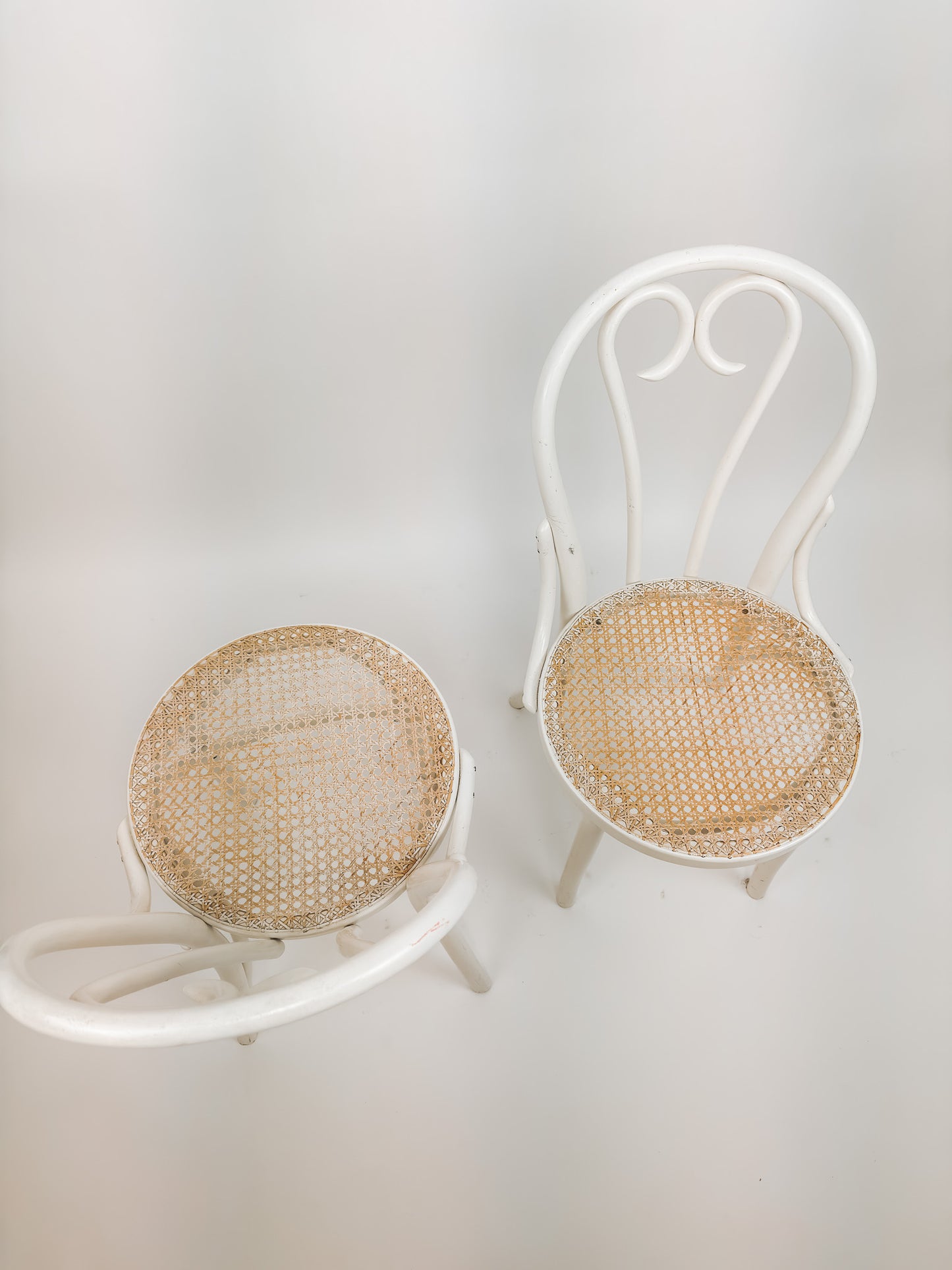 2x Thonet stijl eetkamerstoelen