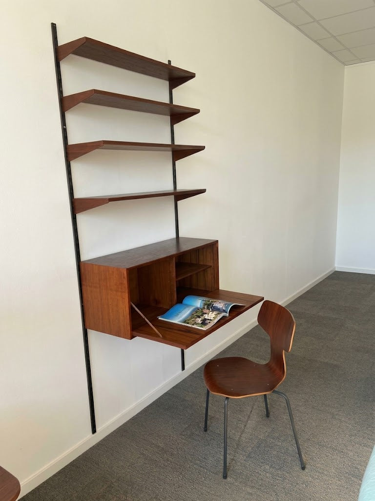 Vintage Deens wandsysteem met secretaire bureau van Kai Kristiansen voor FM Furniture