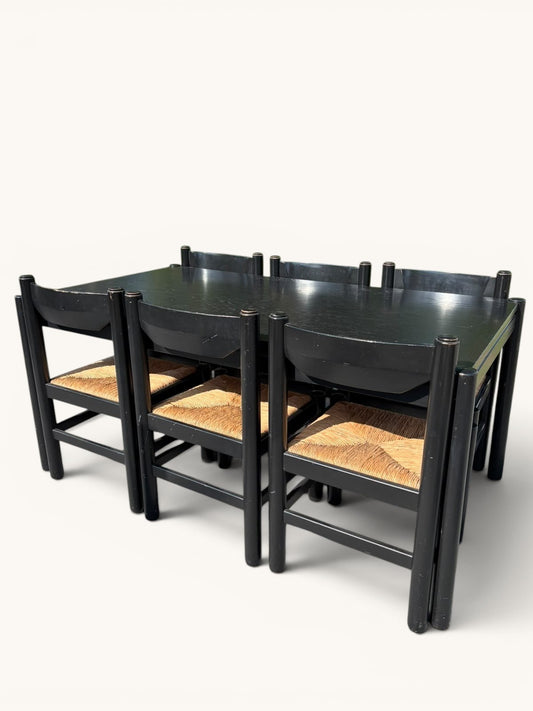 Eettafel met 6 stoelen van Vico Magistretti voor Cassina