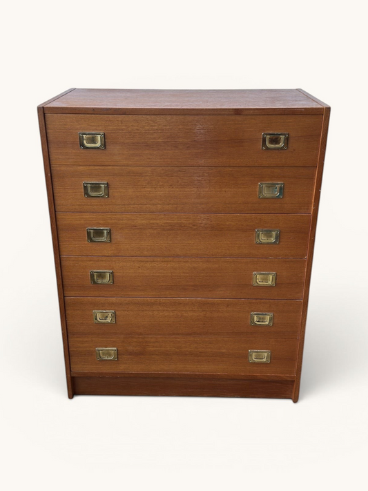 tessvintage Deense vintage ladekast van teakhout met zes laden en messing inbouwgreepjes