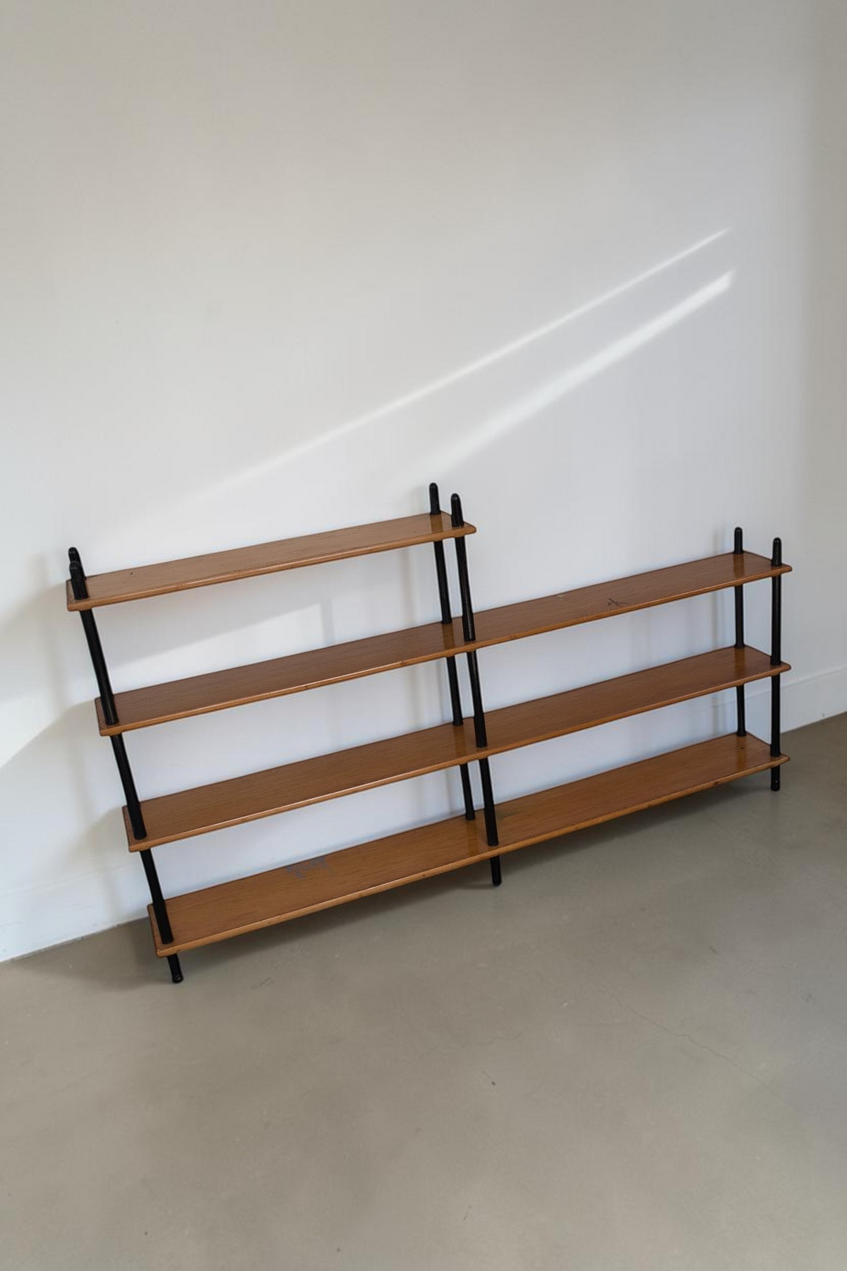 tessvintage 1960s vintage wooden shelving unit by Willem Lutjens with black lacquered supports and four tiered shelves